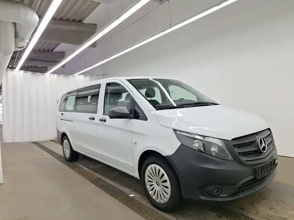 MERCEDES-BENZ Vito Tourer Pro Extralang (3/16)