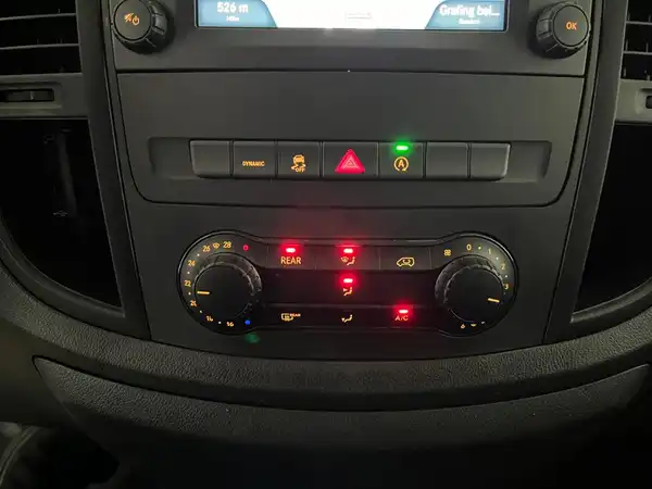 MERCEDES-BENZ Vito Tourer 116 CDI XL (13/19)