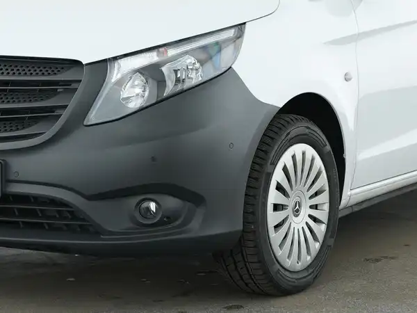 MERCEDES-BENZ Vito extralang (11/19)
