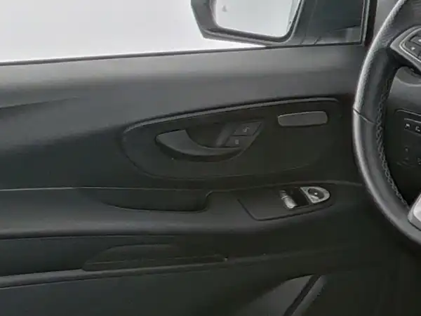 MERCEDES-BENZ Vito extralang (19/19)
