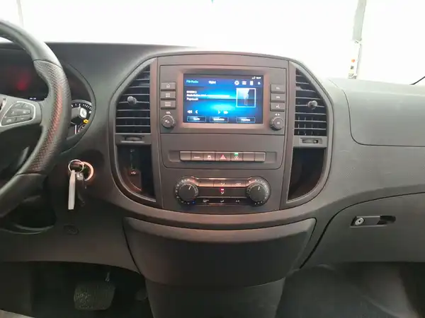 MERCEDES-BENZ Vito extralang (8/15)