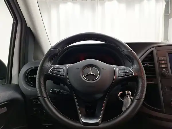 MERCEDES-BENZ Vito extralang (7/15)