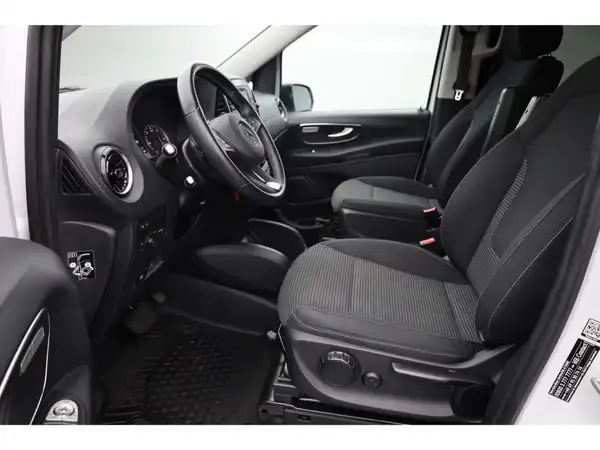 MERCEDES-BENZ Vito 220 d Marco Polo Activity (14/21)