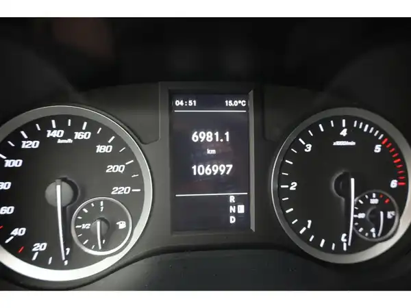 MERCEDES-BENZ Vito 220 d Marco Polo Activity (10/21)