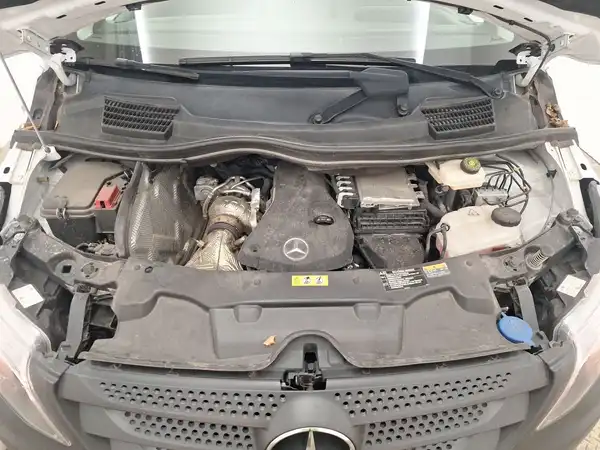 MERCEDES-BENZ Vito Tourer (12/15)