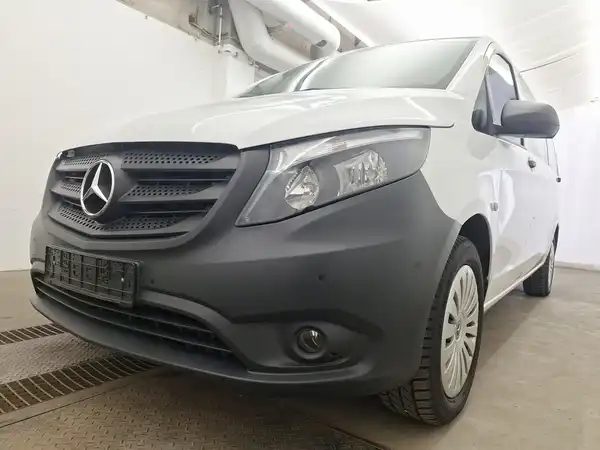 MERCEDES-BENZ Vito Tourer (13/15)