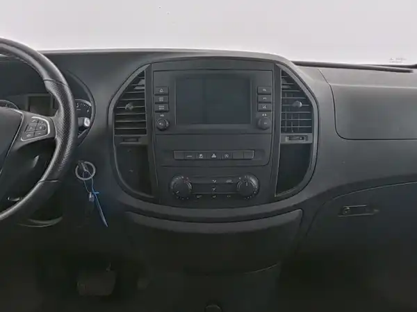 MERCEDES-BENZ Vito extralang (16/19)
