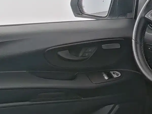 MERCEDES-BENZ Vito extralang (19/19)