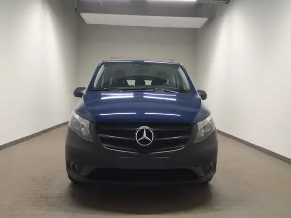 MERCEDES-BENZ Vito Tourer Pro Extralang (2/16)