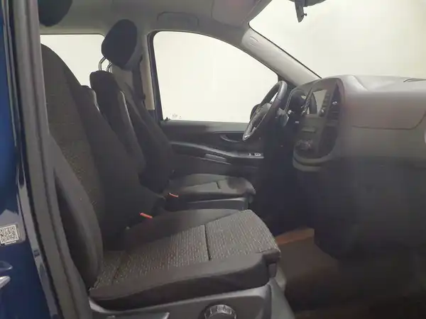 MERCEDES-BENZ Vito Tourer Pro Extralang (9/16)