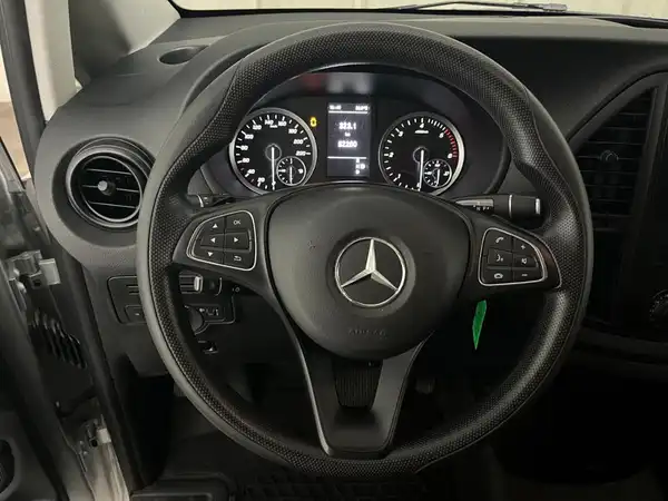 MERCEDES-BENZ Vito 116 CDI (10/25)