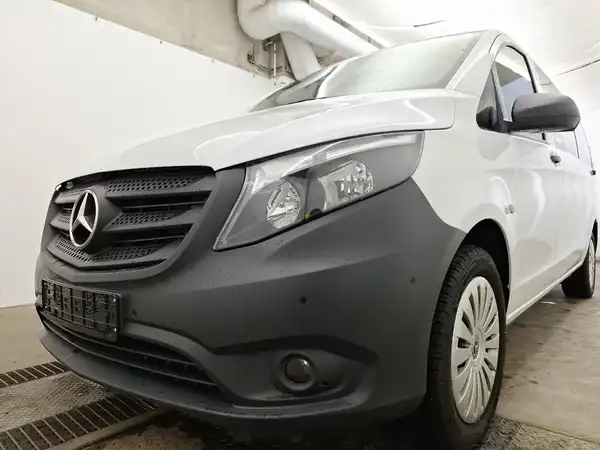 MERCEDES-BENZ Vito Tourer Extralang (13/15)
