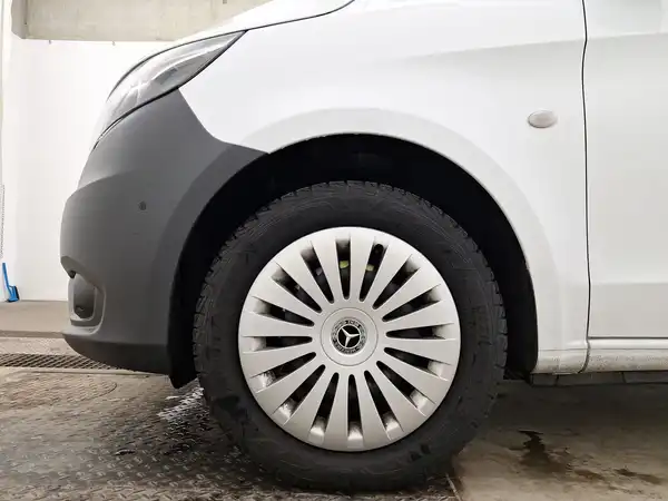 MERCEDES-BENZ Vito Tourer Extralang (14/15)