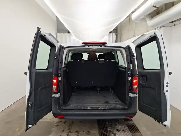MERCEDES-BENZ Vito Tourer Extralang (15/15)