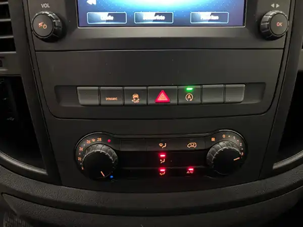 MERCEDES-BENZ Vito 114 Mixto (13/18)