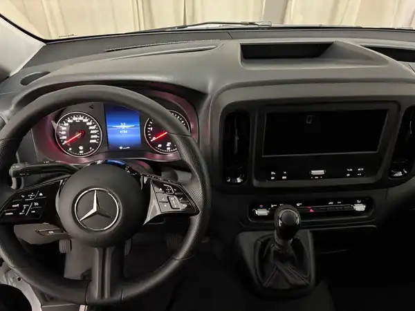 MERCEDES-BENZ Vito 116 Kasten (8/18)