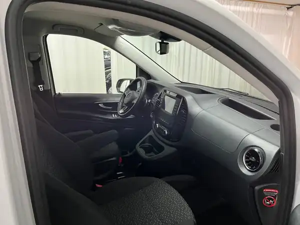 MERCEDES-BENZ Vito 119 CDI Tourer (14/24)