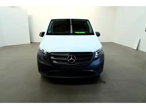 MERCEDES-BENZ Vito eVito 111 (2/8)