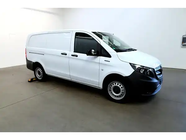 MERCEDES-BENZ Vito eVito 111 (3/8)