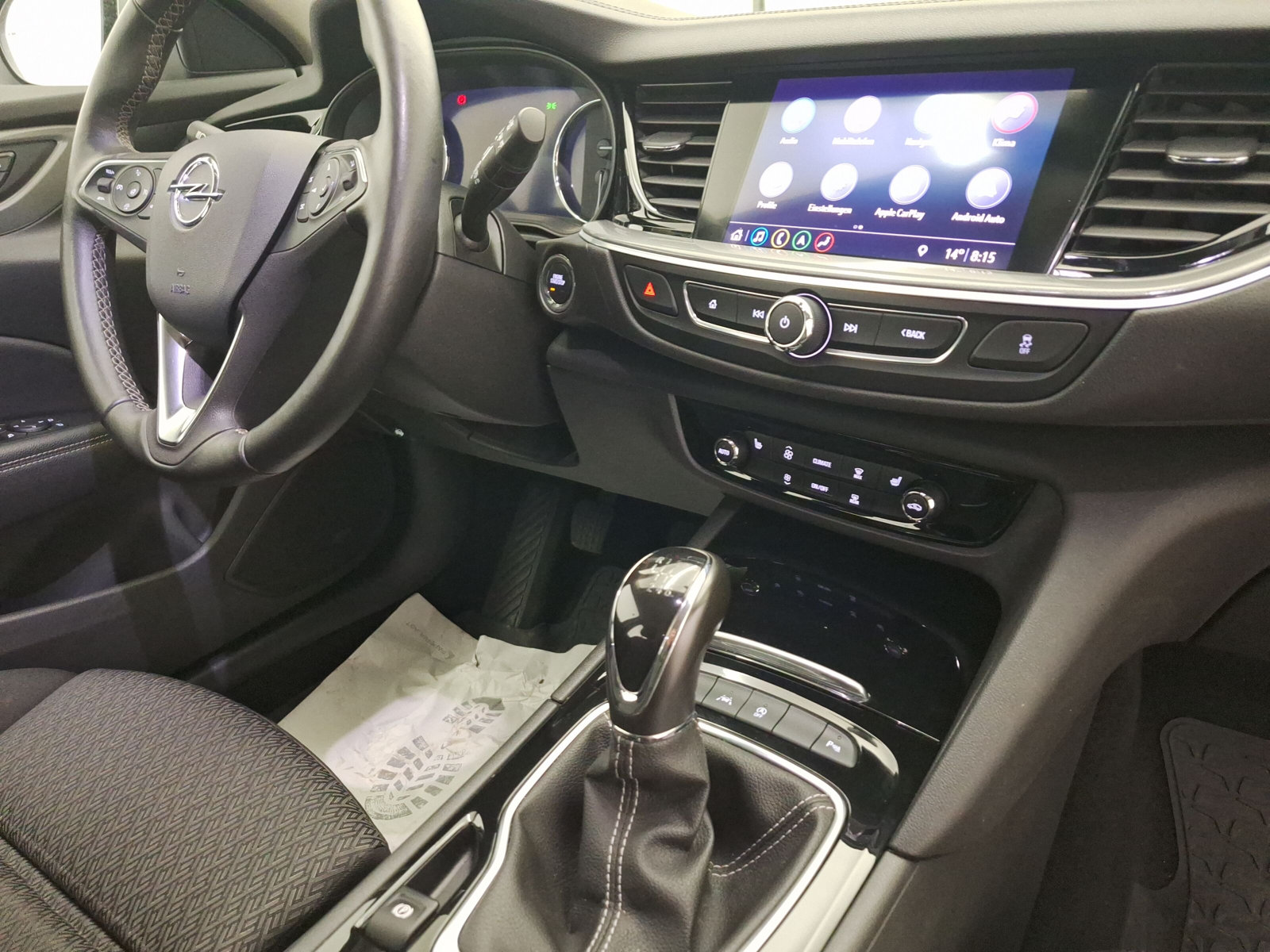 OPEL Insignia ST (11/16)