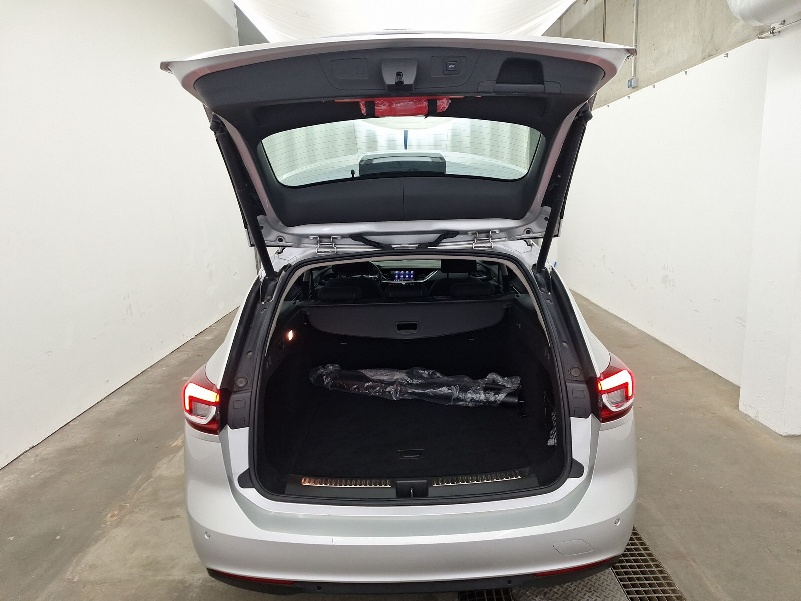 OPEL Insignia ST (16/16)