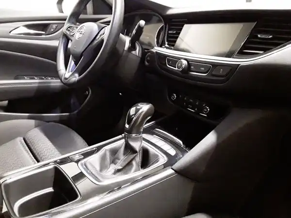OPEL Insignia ST Business Edition (11/16)