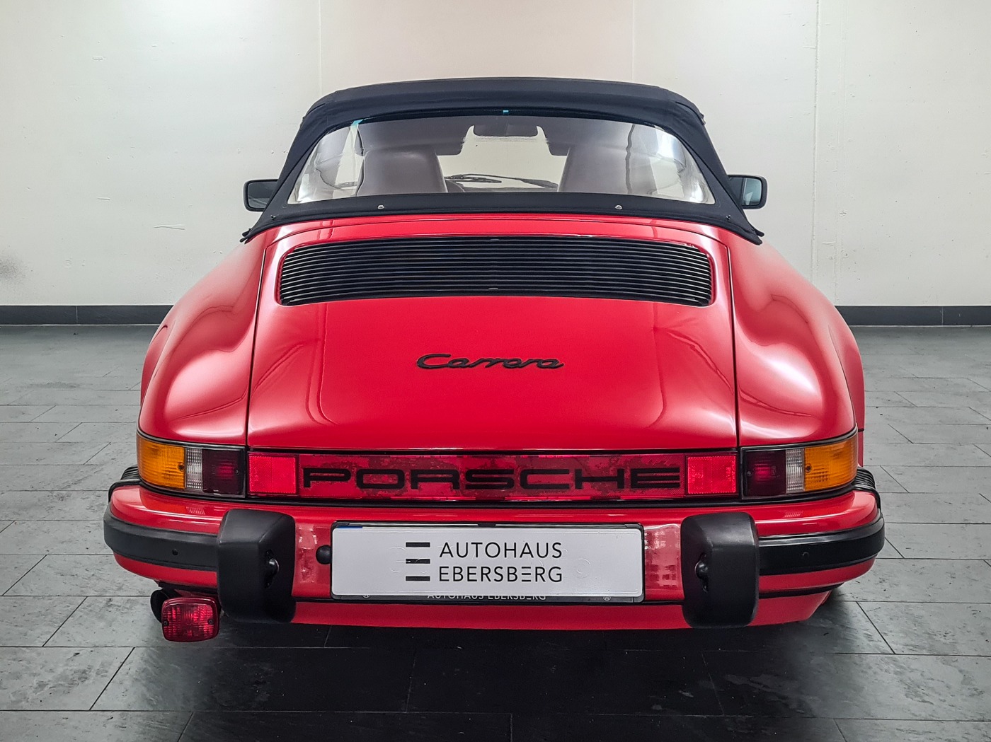 PORSCHE 911 Carrera 3.2 Cabriolet (17/18)
