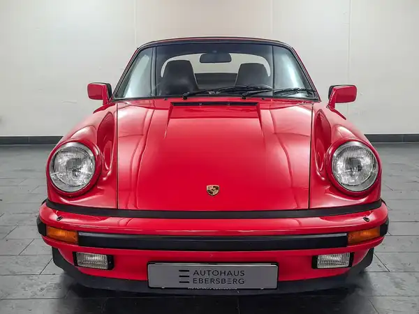 PORSCHE 911 Carrera 3.2 Cabriolet (3/18)