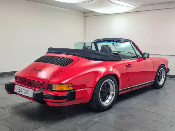 PORSCHE 911 Carrera 3.2 Cabriolet (7/18)