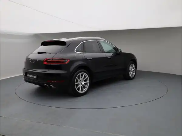 PORSCHE Macan S 3.0 l (6/26)