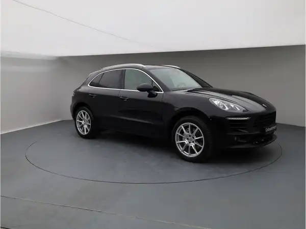 PORSCHE Macan S 3.0 l (8/26)