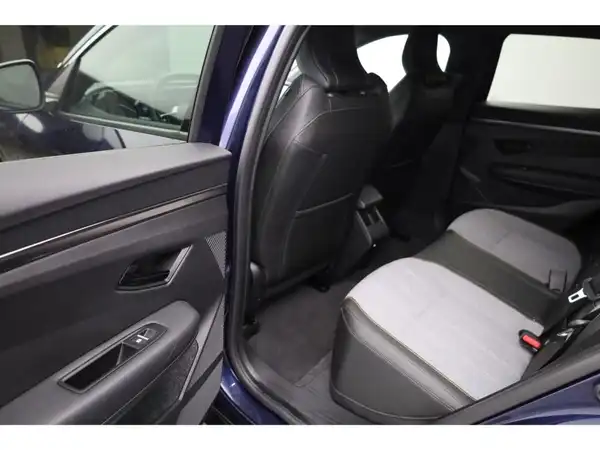 RENAULT Megane E-Tech EV60 220 Techno (60 kWh) (11/26)
