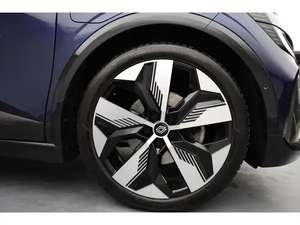 RENAULT Megane E-Tech EV60 220 Techno (60 kWh) (26/26)