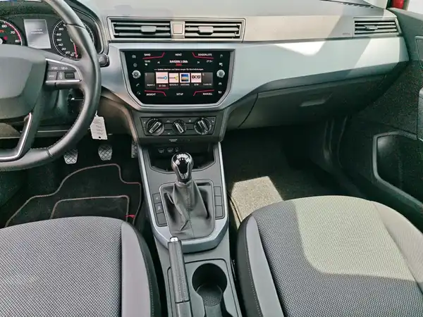 SEAT Arona Style 1.0 TSI Business DAB LED Winter (11/16)