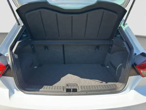 SEAT Ibiza FR-Line 1.0 TSI Navi Connect Virtual LED Spur (13/16)