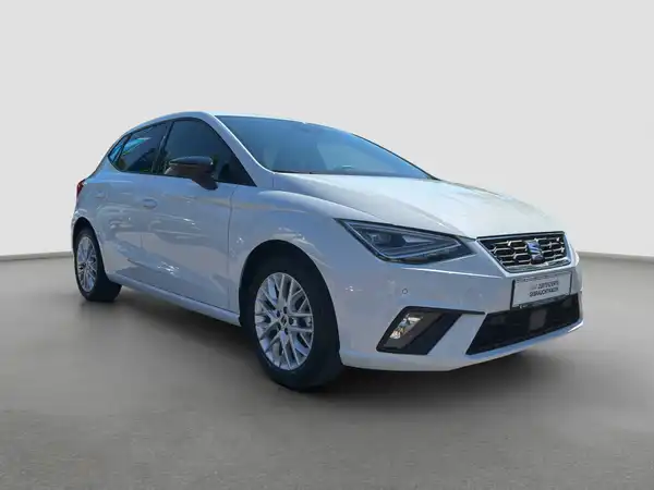 SEAT Ibiza FR-Line 1.0 TSI Navi Connect Virtual LED Spur (4/16)