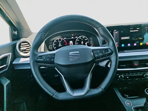 SEAT Ibiza FR-Line 1.0 QI LED Navi Virtual App (11/17)