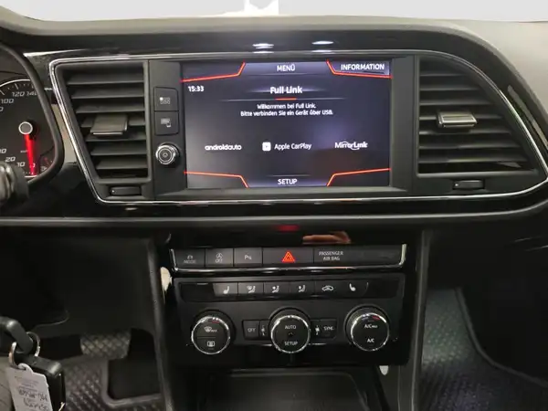 SEAT Leon FR 2.0 TDI ACC AHK Navi LED Winter (12/16)