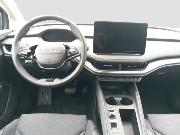 ŠKODA Elroq 50 Tour 125 KW (9/15)