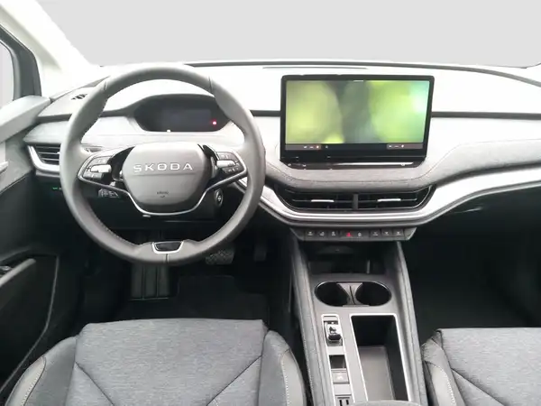 ŠKODA Elroq 50 Tour 125 KW (9/15)