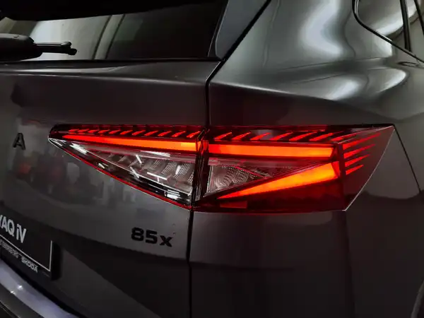 ŠKODA Enyaq 85x Sportline (12/17)