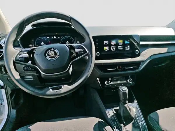 ŠKODA Fabia Selection 1.0 TSI LED Virtual Kamera ACC (10/17)