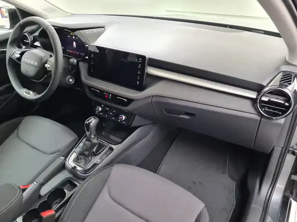 ŠKODA Fabia 1.5 TSI Selection DSG (17/17)