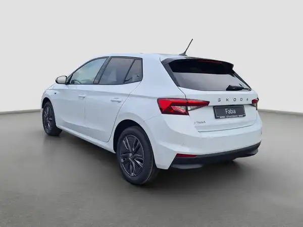 ŠKODA Fabia Tour TSI DSG (7/16)