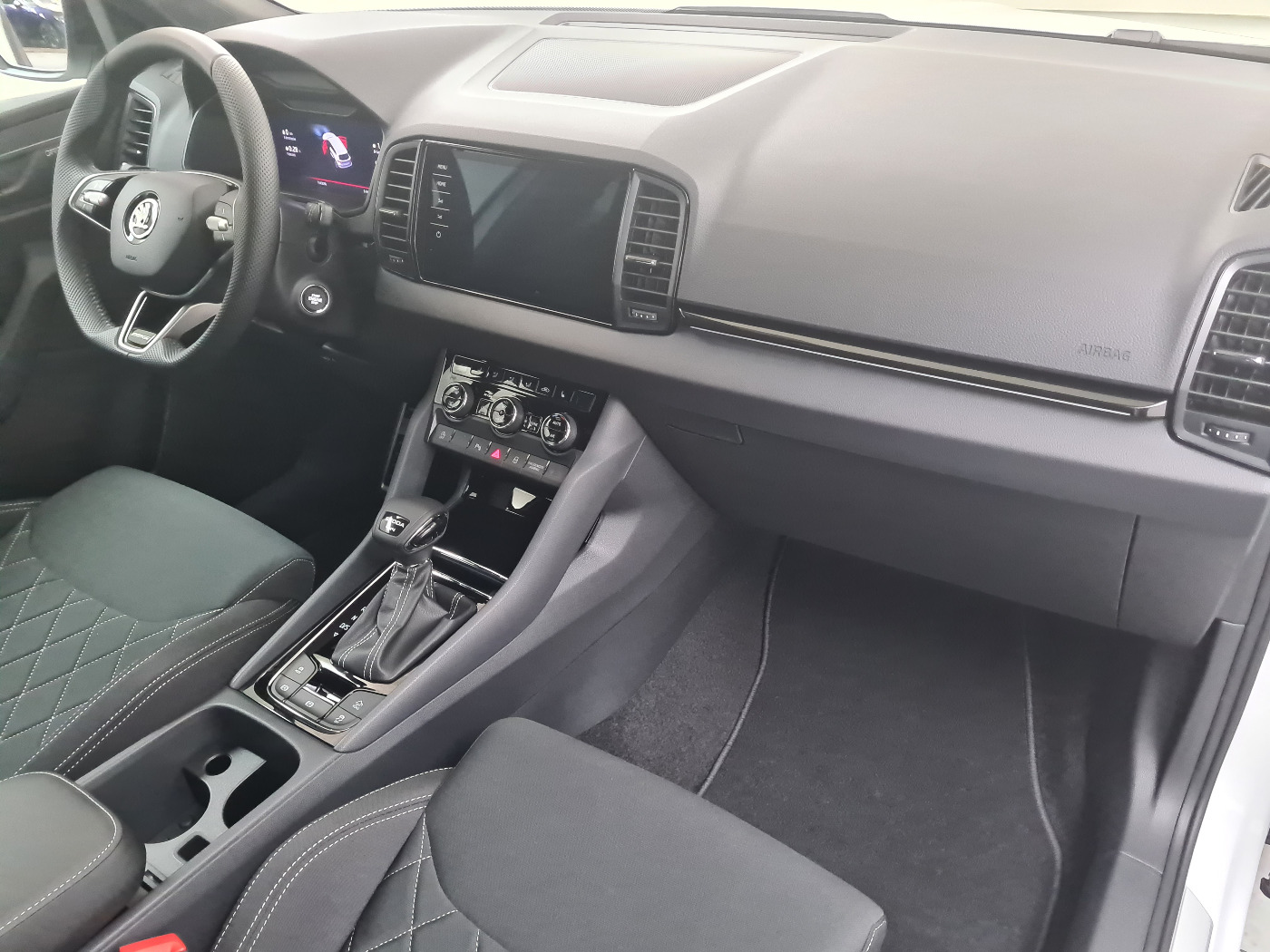 ŠKODA Karoq Sportline Allrad TDI 110 kW 7-Gang DSG (17/17)