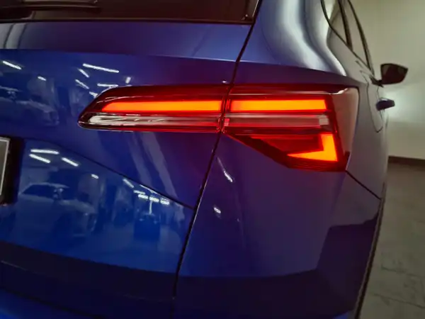 ŠKODA Karoq Selection 2.0 TDI 85 kW 6-Gang (12/17)