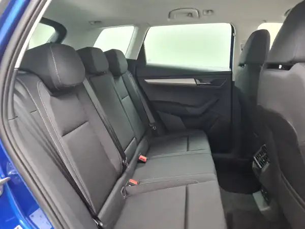 ŠKODA Karoq Selection 2.0 TDI 85 kW 6-Gang (15/17)