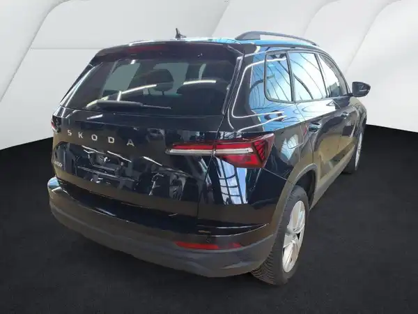 ŠKODA Karoq Selection 1.5 TSI ACC Connect Winter Kamera (3/7)