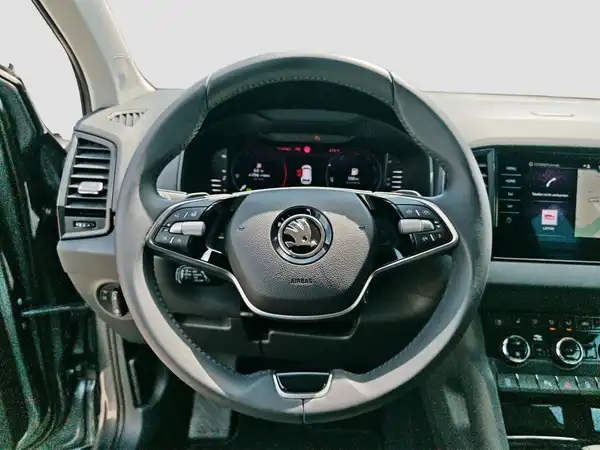 ŠKODA Karoq Selection 1.5 TSI Matrix Kamera ACC Winter (11/16)
