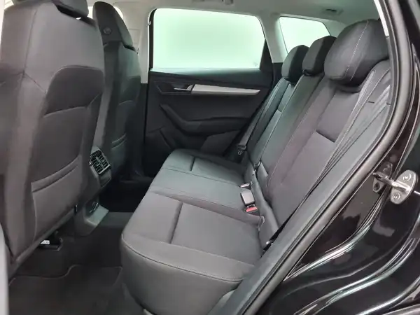 ŠKODA Karoq Tour 1.5 TSI (8/17)